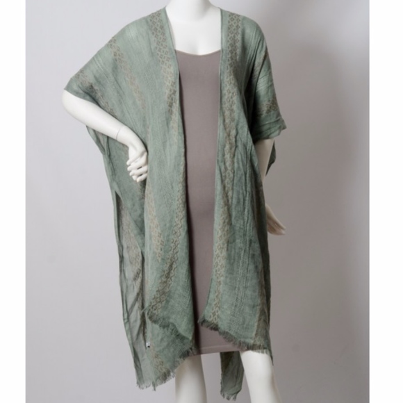 ⭐ 1 LEFT ⭐ Long Green Woven Tribal Kimono Wrap - Picture 3 of 5